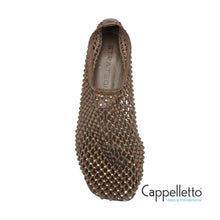 Carica l'immagine nel visualizzatore di Gallery, Jewels Pump Strass Cacao
