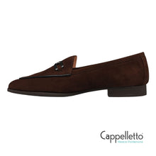 Carica l'immagine nel visualizzatore di Gallery, DALCY Mocassino Donna con Morsetto in Camoscio Marrone

