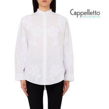 Carica l'immagine nel visualizzatore di Gallery, Camicia con Ricami Bianco CA6170

