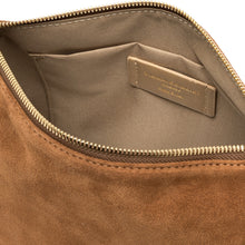 Carica l'immagine nel visualizzatore di Gallery, NORA Pouch Suede Caramel
