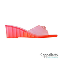 Carica l'immagine nel visualizzatore di Gallery, MADDISON Mule con Zeppa Trasparente/Arancio
