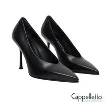 Carica l'immagine nel visualizzatore di Gallery, MODERNA 56 Décolleté in Pelle Nera
