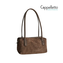 Carica l'immagine nel visualizzatore di Gallery, CPH 521 Baguette Bag Suede Dark Brown

