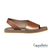 Carica l&#39;immagine nel visualizzatore di Gallery, SADDIE Sandalo Flat Calidis Brown

