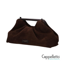 Carica l'immagine nel visualizzatore di Gallery, JANINE 3026 Borsa in Suede Testa di Moro
