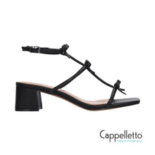 Carica l&#39;immagine nel visualizzatore di Gallery, ABBY 50 Sandalo Gioiello Nero
