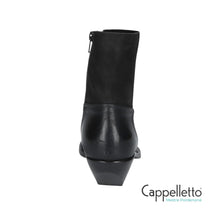 Carica l'immagine nel visualizzatore di Gallery, SHILA Texano Pelle Nera E4519

