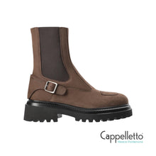 Carica l'immagine nel visualizzatore di Gallery, CPH 950 Biker Donna in Nabuk Cioccolato
