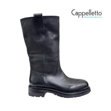 Carica l'immagine nel visualizzatore di Gallery, BIKER in Pelle Nera
