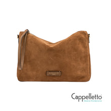 Carica l'immagine nel visualizzatore di Gallery, NORA Pouch Suede Caramel
