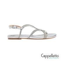 Carica l&#39;immagine nel visualizzatore di Gallery, COOPER Sandalo Flat Laminato Argento
