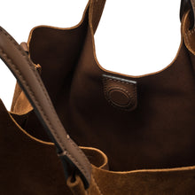 Carica l&#39;immagine nel visualizzatore di Gallery, DUA Borsa in Pelle Scamosciata Cognac
