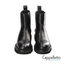 Carica l&#39;immagine nel visualizzatore di Gallery, CPH 570 Chelsea in Pelle Nera
