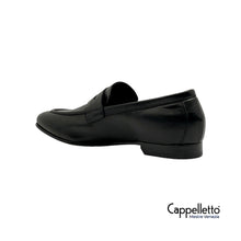 Carica l&#39;immagine nel visualizzatore di Gallery, Mocassino Donna Nappa Europa Nero
