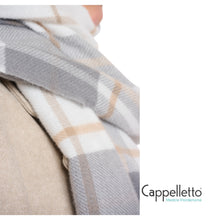 Carica l&#39;immagine nel visualizzatore di Gallery, EUNICE Sciarpa a Quadri Mix Grigio
