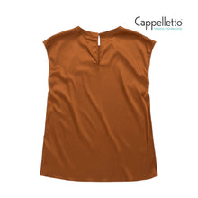Carica l&#39;immagine nel visualizzatore di Gallery, FEN Blusa in Rasetto - Cognac
