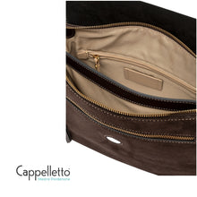 Carica l'immagine nel visualizzatore di Gallery, THREE Borsa in Camoscio/Pelle Moka
