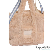 Carica l&#39;immagine nel visualizzatore di Gallery, FIEKE Shopping in EcoPelliccia Beige Chiaro
