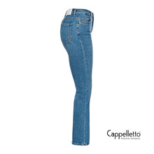 Carica l&#39;immagine nel visualizzatore di Gallery, BRENDA Pantaloni Bootcut Denim Stretch
